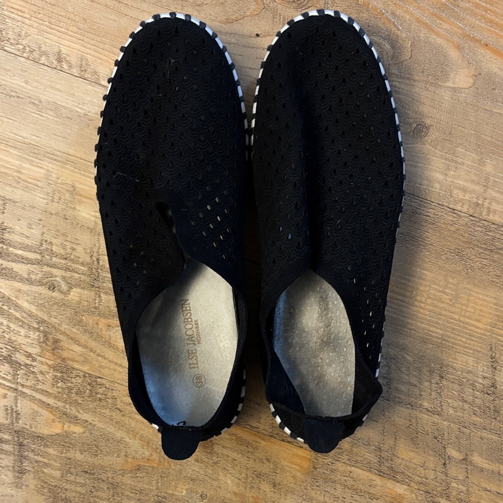 Ilse Jacobsen Black Women's Slip-On Loafers